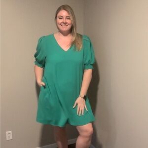Elegant Green V-Neck Dress